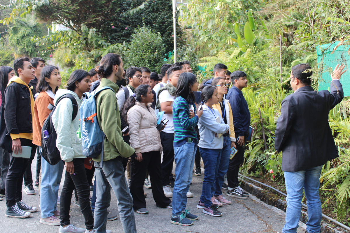 Students and faculty members of Geology and Environmental Science Department, Sikkim University, visited Sikkim Himalayan Regional Centre (SHRC), BSI, Gangtok on 17.11.2022 as part of one-day hands on training programme