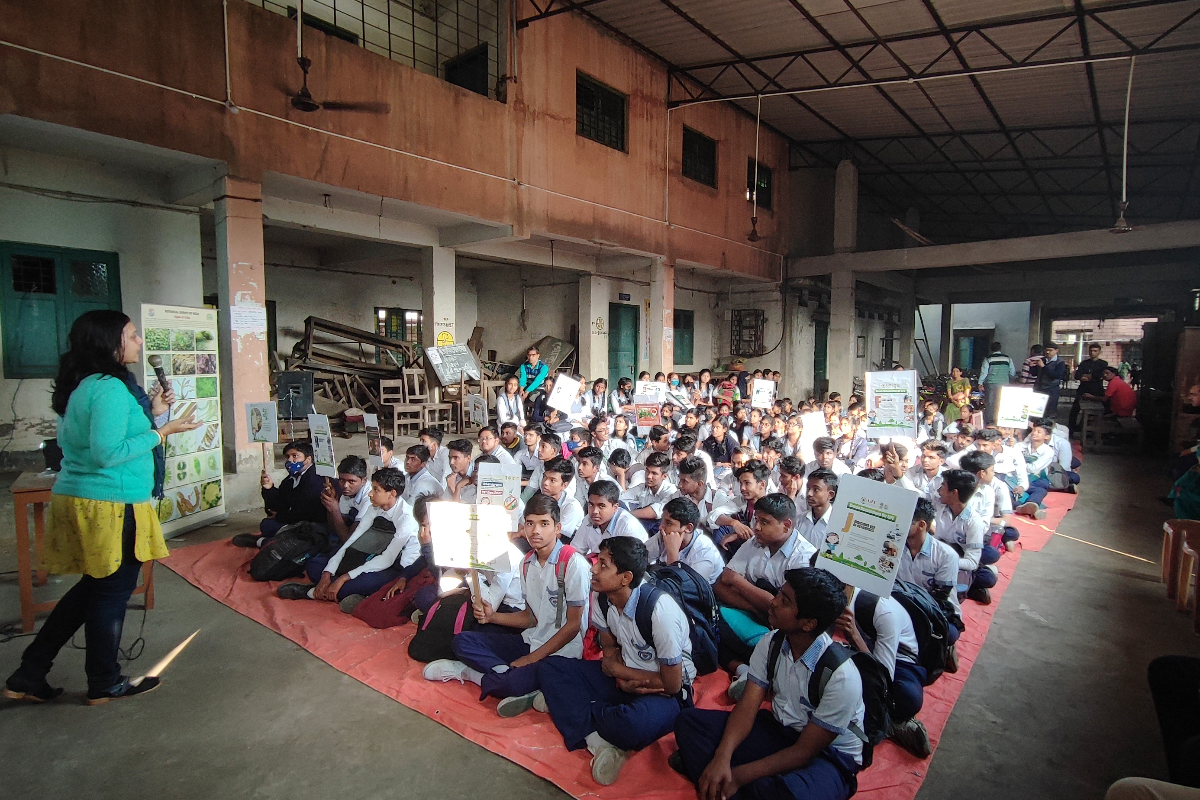 Central National Herbarium, Howrah visited Thanamakhua Model School High School, Howrah and sensitised more than 100 students under Mission LiFE campaign on 30.01.2023