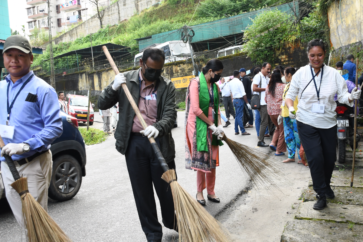 A cleanliness drive and awareness camp was organised by BSI, SHRC, Gangtok 