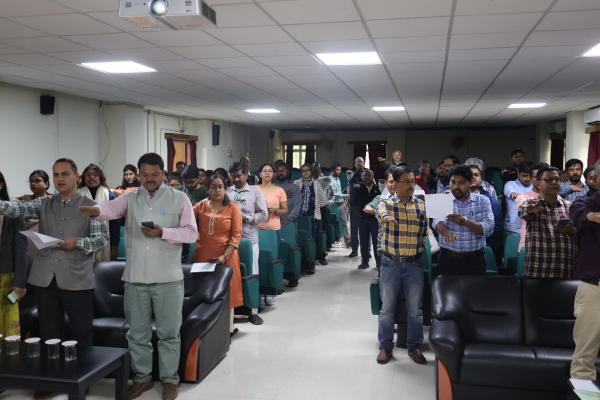 26.11.2025 को सीएनएच, हावड़ा द्वारा संविधान दिवस समारोह का आयोजन