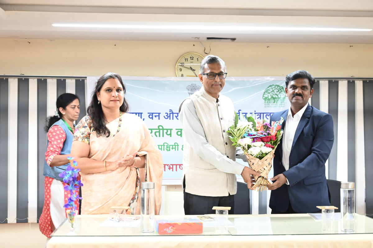 पर्यावरण, वन और जलवायु परिवर्तन मंत्रालय (MoEF&CC), नई दिल्ली के संयुक्त सचिव श्री सत्यजीत मिश्रा ने 19.02.2026 को पुणे स्थित बीएसआई, डब्ल्यूआरसी का दौरा किया और हिंदी कार्यान्वयन और राजभाषा गतिविधियों की समीक्षा की।