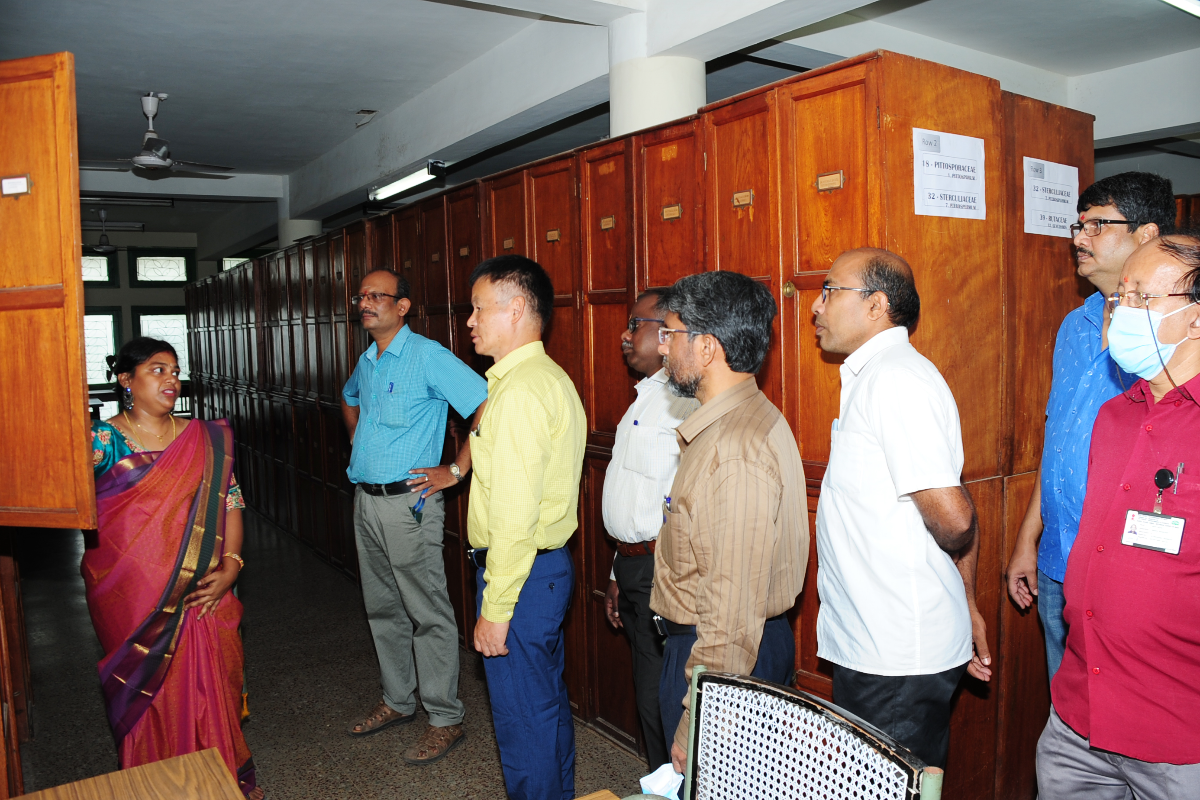 Director, BSI inspecting the oldest herbarium during H.o.O meeting at BSI,SRC,Coimbatore on 06.05.2022
