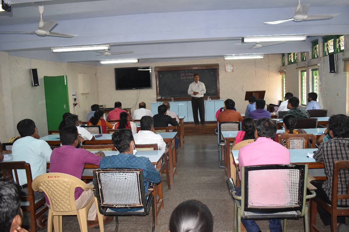 Hindi karyashala on 14.6.2022 - Resource person handling Hindi language class for the staff of BSI,SRC,Coimbatore